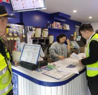推動垃圾分類落地！社區開展店鋪垃圾分類檢查